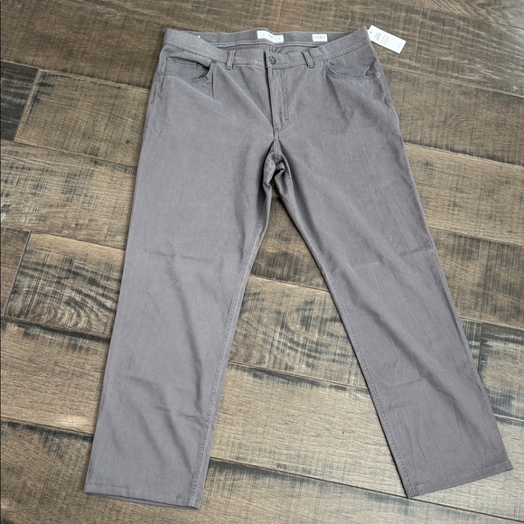 NWT MEN BRAX FEEL GOOD PANTS SIZE 38/32 GrayPants Cooper Fancy Regular fit